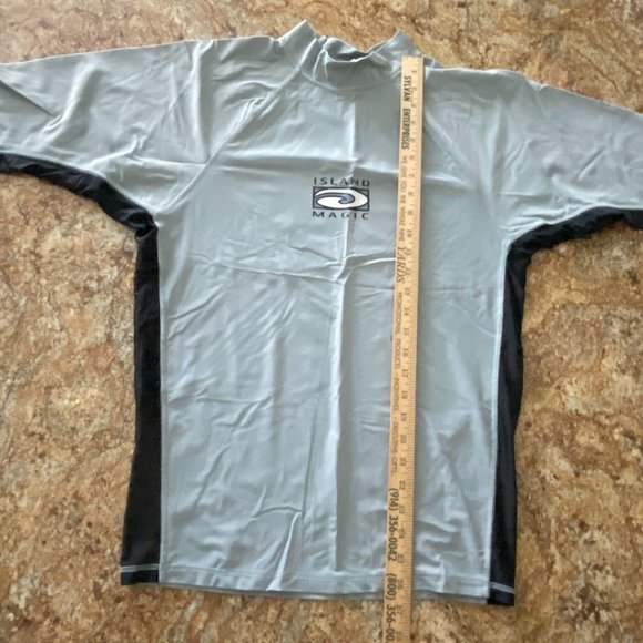 UPF 50 short-sleeved rash shirt - Picture 1 of 4